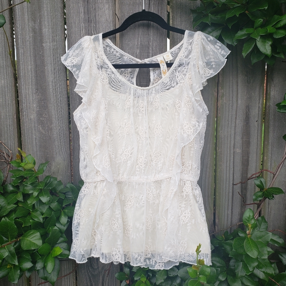 Cream lace ruffle flutter sleeve peplum blouse